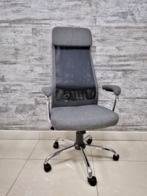 Кресло Barneo K-115 для персонала (серая ткань, черная сетка) в Уфе - ufa.ok-mebel.com | фото