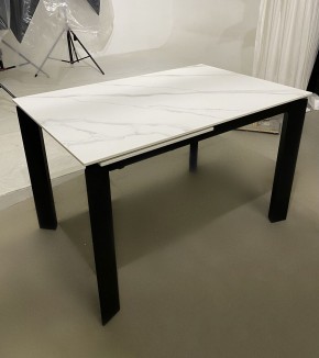 Стол CORNER 120 MATT WHITE MARBLE SOLID CERAMIC / BLACK, ®DISAUR в Уфе - ufa.ok-mebel.com | фото 2